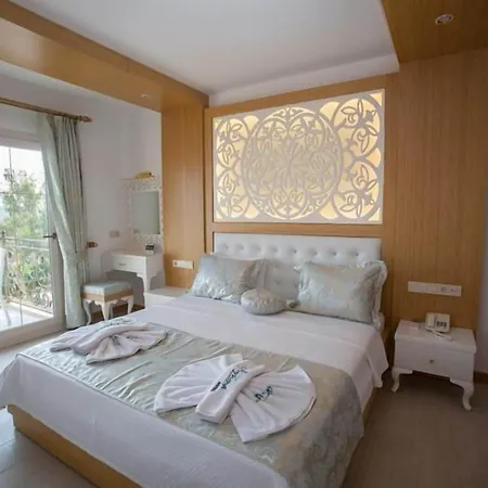 Hotel Aysima 3*