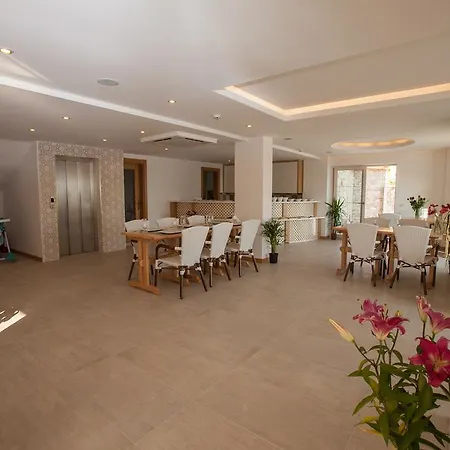 Aysima Hotel 3*