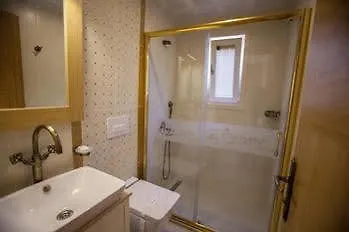 Aysima Hotell 3*
